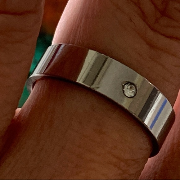 🎉3/$45🎉 Single bezel band size 9 - Picture 2 of 8